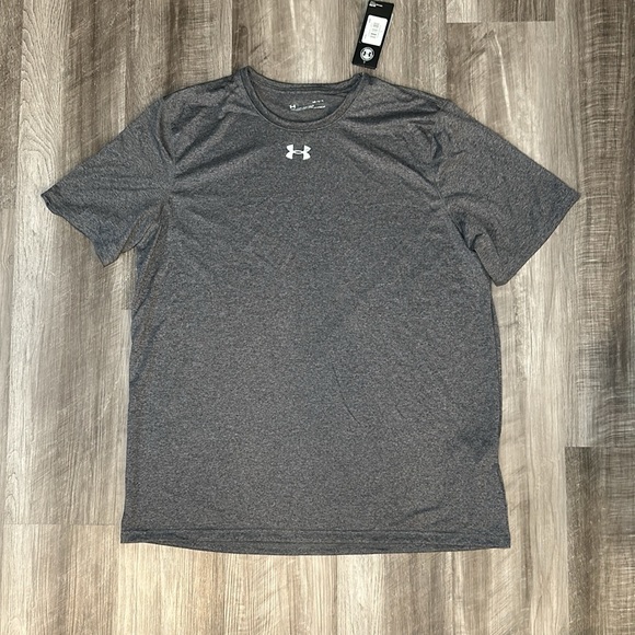 Under Armour Loose HeatGear Tee - Large - Picture 2 of 6